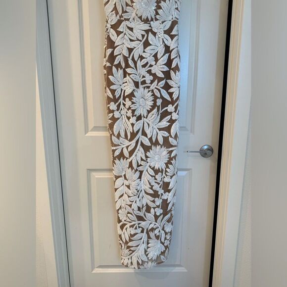 NEW Bronx and Banco Dahlia Maxi Dress in White Silver Floral Strapless, size S - Picture 11 of 16